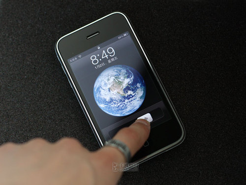 苹果iPhone 3GS 8G美版特价促销2799元 