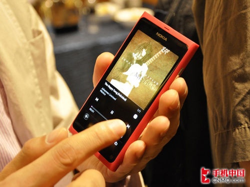 诺基亚N9领衔 支持NFC技术智能机盘点 