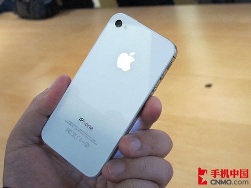 经典永存 苹果iPhone 4S深圳报价1980 