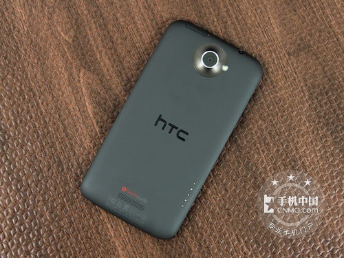 4.7英寸高通S4双核 HTC One XL促销中 