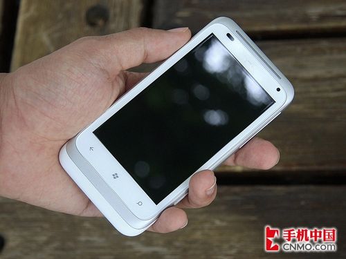 超越苹果iPhone 4S WP7旗舰新机汇总 