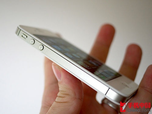 苹果iPhone 4S 成都恒飞通讯售3600元 