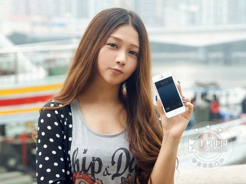 16G智能手机 苹果iPhone 5售价为1480元 