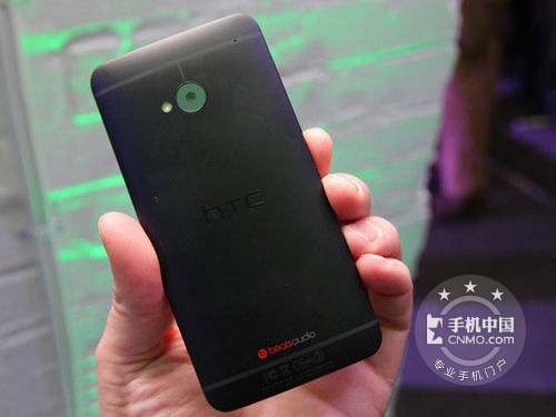 雙卡可拆后蓋 聯(lián)通版HTC One低價(jià)熱銷 