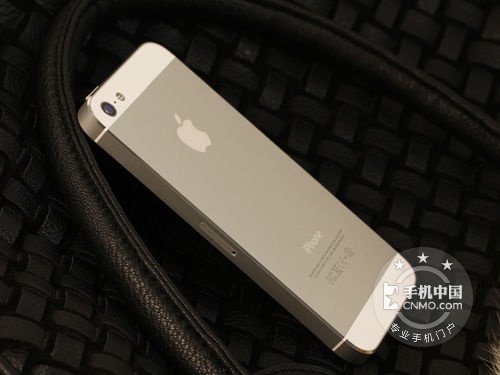 经典16G时尚手机 苹果iPhone 5价格仅930元 