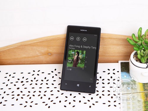 实用时尚手机 诺基亚Lumia 520昆明促 