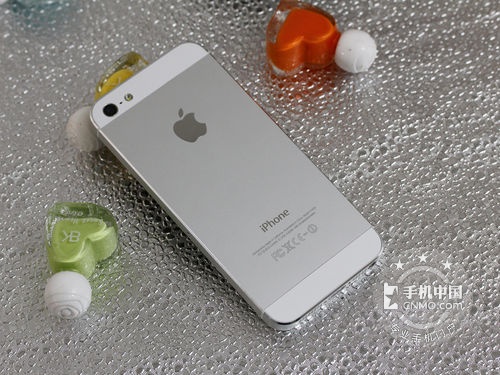 经典机皇不落伍 苹果iPhone5售1399元 