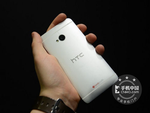 新HTC One   4888 
