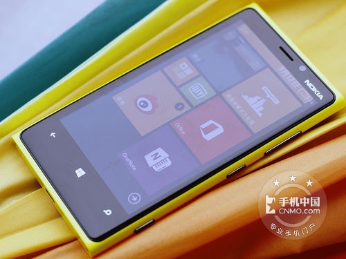 最强WP8旗舰 行货Lumia 920全网最低价 