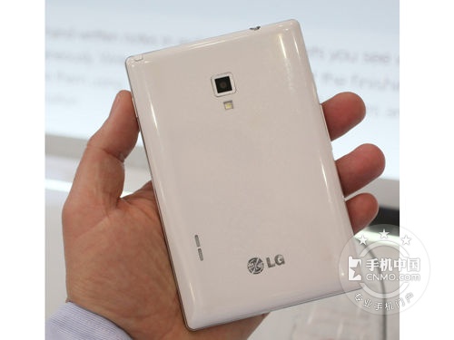 方正时尚特惠机型 LG F200最新报价550元 