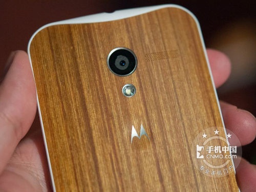 為迎接情人節(jié) Moto X無鎖版直降100美元 