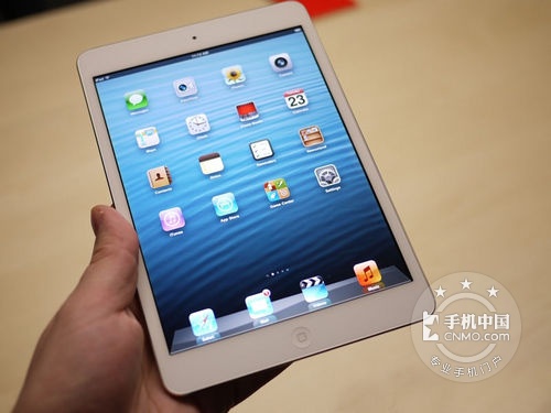 迷你身材大容量 苹果iPad mini售1800 
