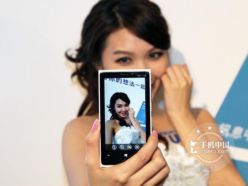 全新技术打造Lumia 920 深圳报价2080