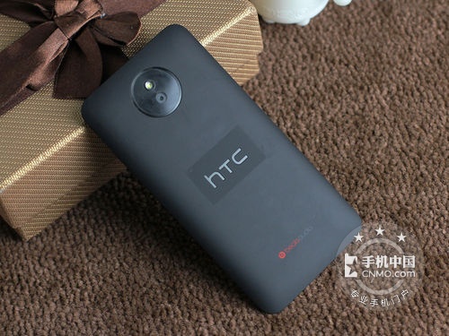 電信網(wǎng)絡(luò) HTC 609d四核手機(jī)售2050元 