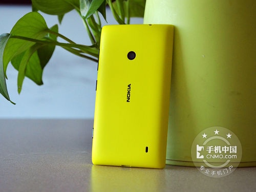 时尚外观WP8系统 Lumia 520冰点价促销 