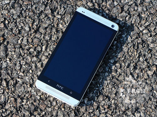 全金屬質(zhì)感強(qiáng) HTC One 802d售2770元 