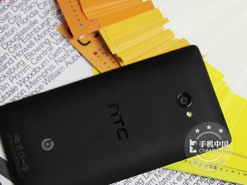 超薄時尚WP8大作 HTC 8X港版僅3499元 