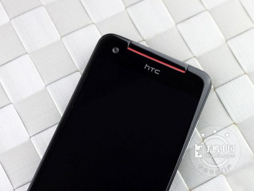 蝴蝶升级 HTC Butterfly S报价3450 