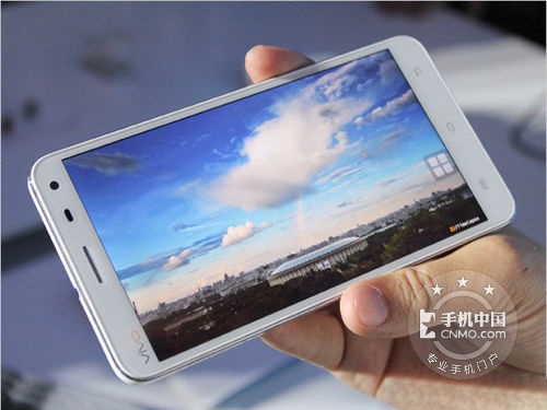 vivo X5 風(fēng)采無限冰點(diǎn)價位1999元 