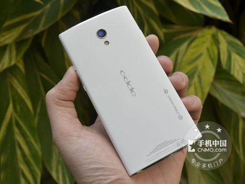 自拍更出色 深圳OPPO U705t報價1380 