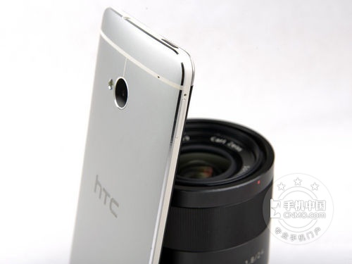 金屬機身 強勁四核 HTC One 802d報價 