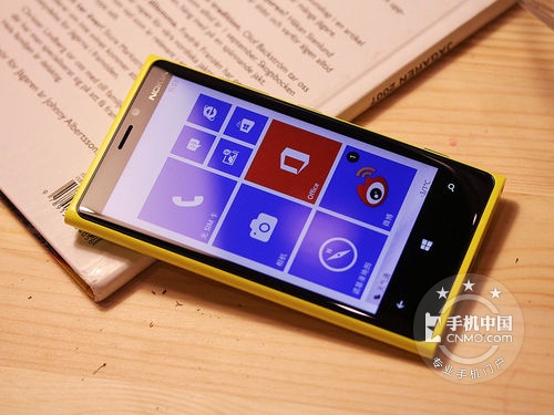 热门WP8旗舰 行货Lumia 920首破3000元 