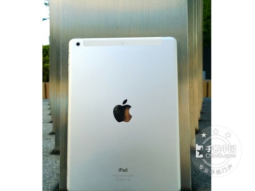 极窄边框易携带 苹果iPad Air仅2070元 
