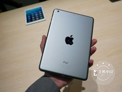 高清大屏时尚机身 iPad mini2售2150元 