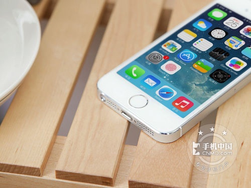 精美時尚機型 蘋果iPhone 5s報價1799元 