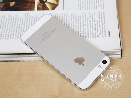 经典好机型 苹果iPhone5s促销价1688元 