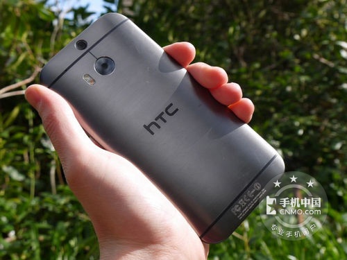 全金属机身设计 HTC M8单卡最新售价750元 