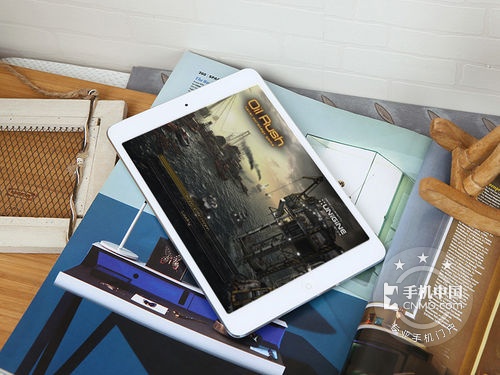 7.9英寸娱乐平板 iPad mini 2售1685元 
