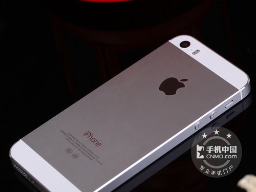 搭载最新iOS7系统 iPhone 5s仅售3850元 