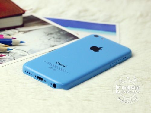 多色彩壳可选 苹果iPhone 5C仅售1150元 