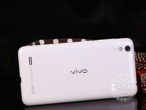 四核自拍強(qiáng)機(jī) vivo Y17昆明報(bào)價(jià)1790元 