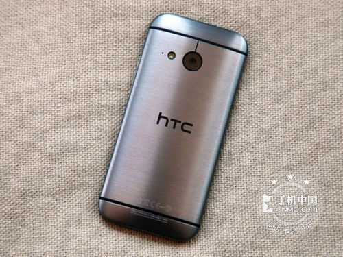 可单手操作智能机 HTC One mini 2仅900元 