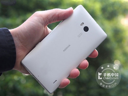 高性能时尚手机 诺基亚930深圳仅售1050元 
