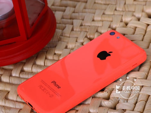 多种颜色外观时尚 iPhone 5c创历史新低 