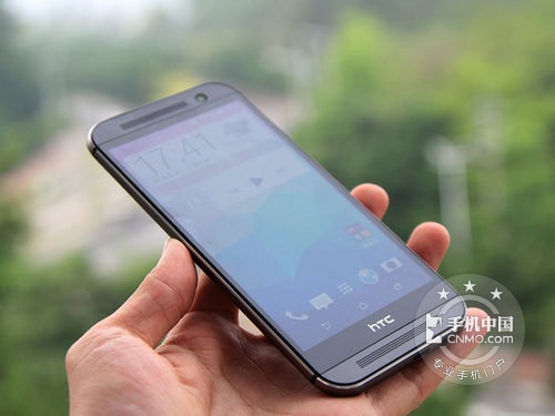 单卡国际版时尚手机 HTC One M8仅售950元 
