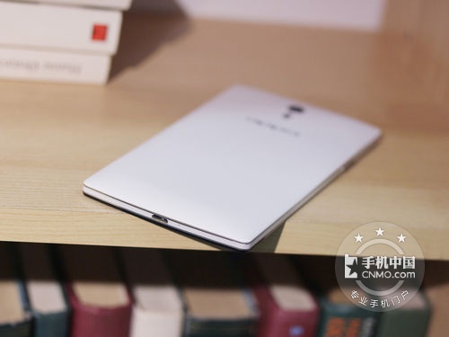 武漢OPPO Find 7輕裝版熱賣2900元 