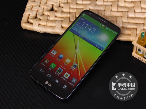 無比的快 LG G2旗艦手機昆明僅2850元 