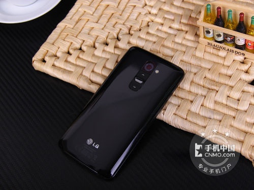 無比的快 LG G2旗艦手機昆明僅2850元 