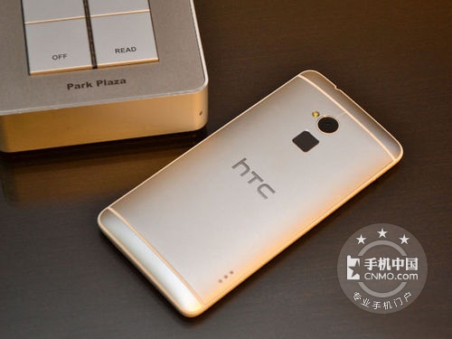 一指啟動(dòng)大視界 HTC One max報(bào)4750元 