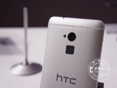 獨(dú)特指紋識(shí)別 HTC one max最新報(bào)價(jià)3350元 