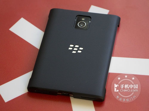 全键盘智能手机 黑莓护照深圳报价2950元 