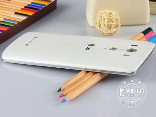 四核纤薄智能机 LG G3联通4G价格880元 