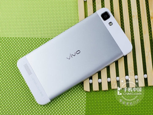 千元級(jí)娛樂手機(jī) vivo Y28L售價(jià)1798元 