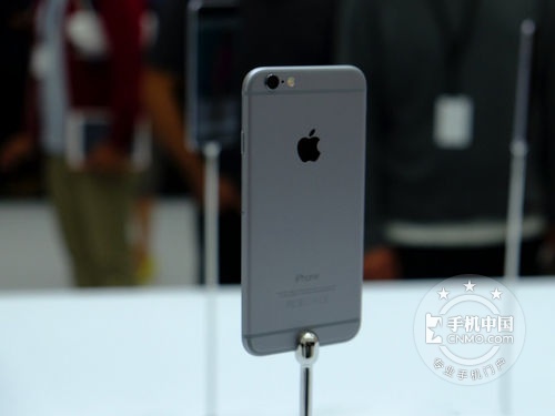4.7英寸大屏iOS旗舰 iPhone 6开启预定 
