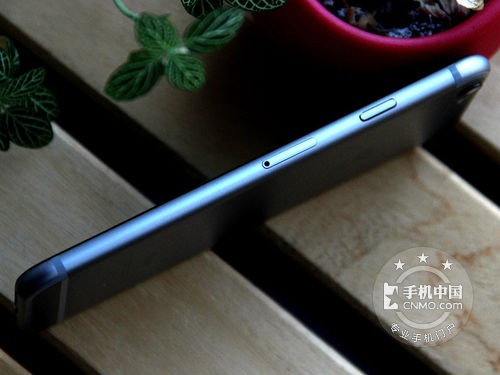 iPhone5se确认发布 武汉苹果6代降至3690元 