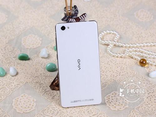 只為喜歡白色的你 vivo X5Pro售2499 